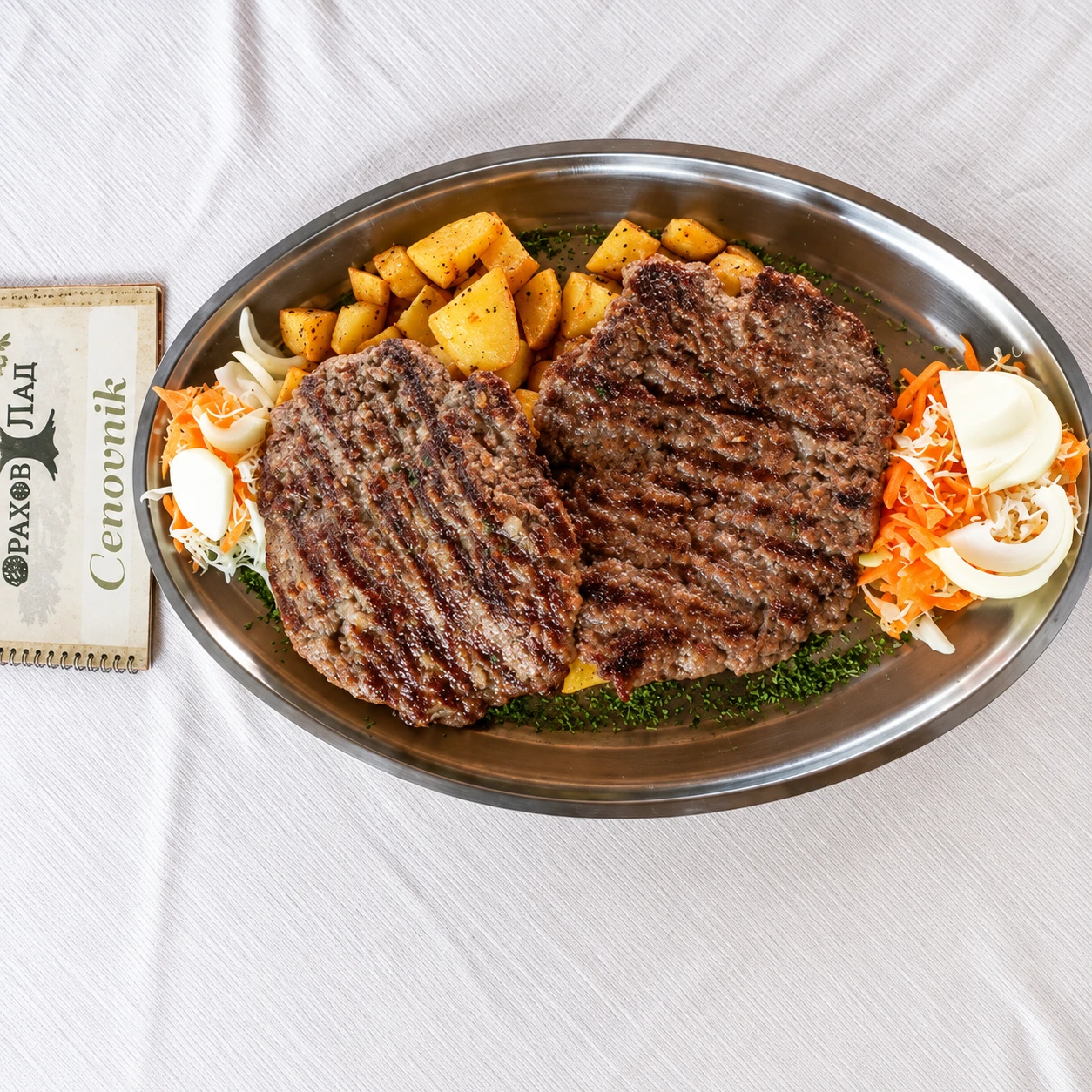 Juneći ćevapi i pljeskavice